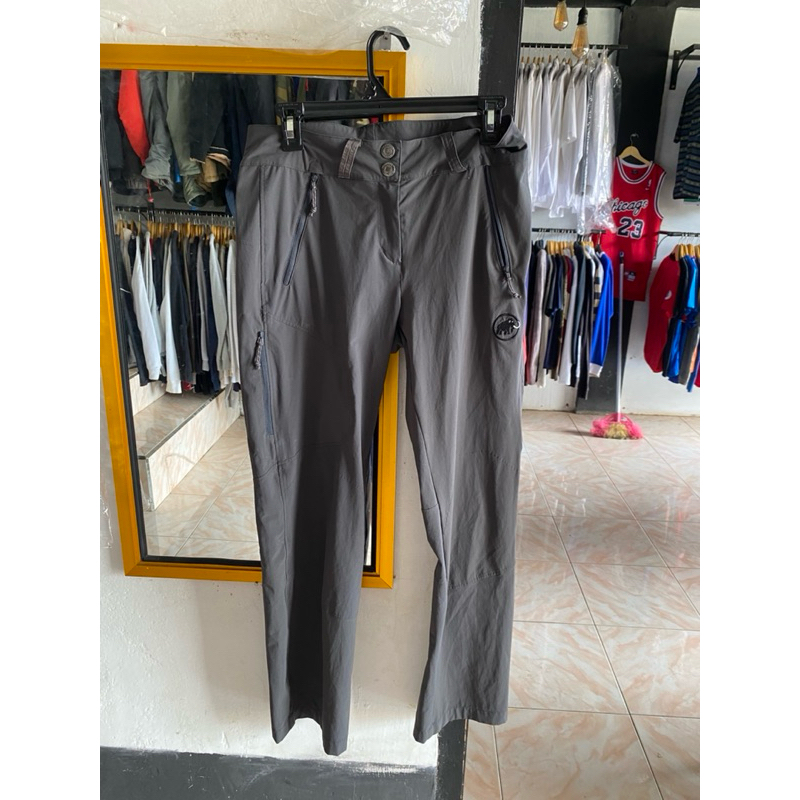 celana outdoor mammut