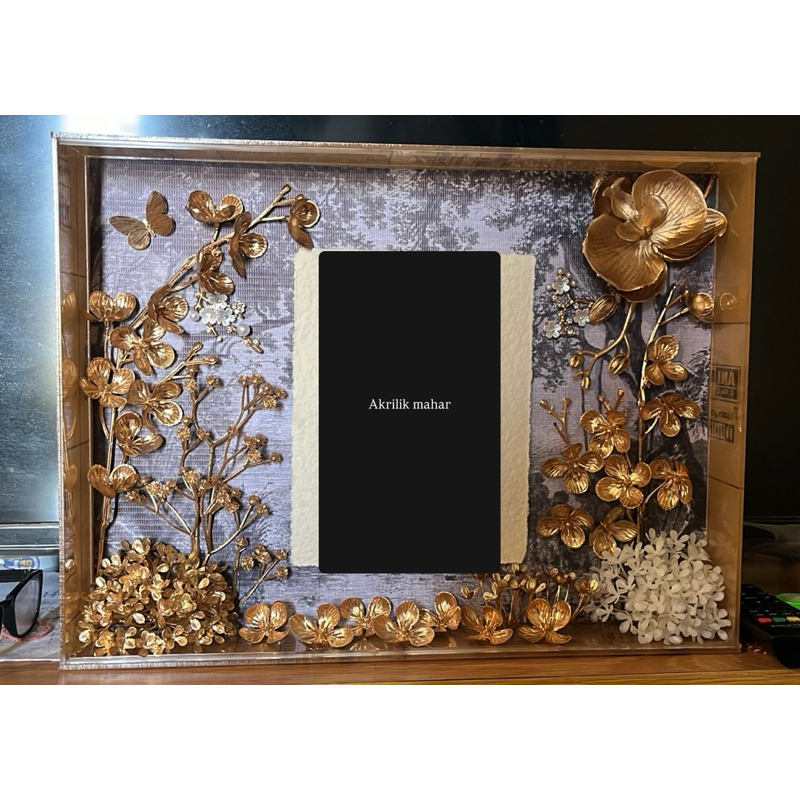 Frame mahar akrilik dan tempat cincin akrilik