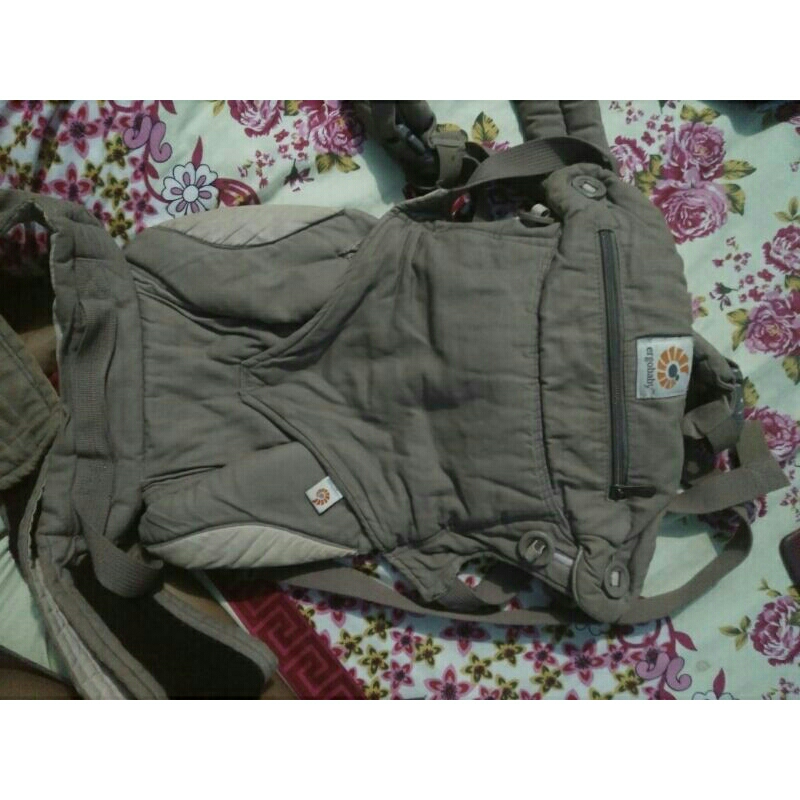 gendongan ergobaby second