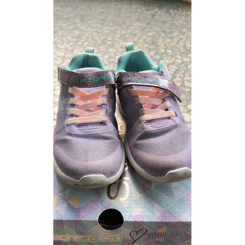 SEPATU ANAK PEREMPUAN  SKECHERS SEPATU SEKOLAH