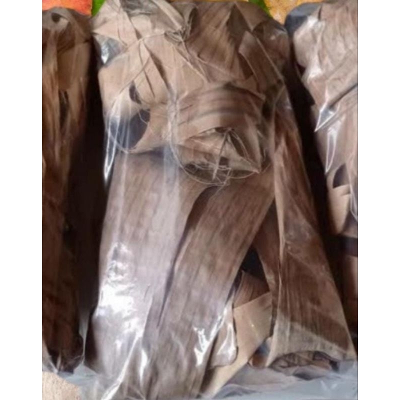 

kelaras daun pisang kering