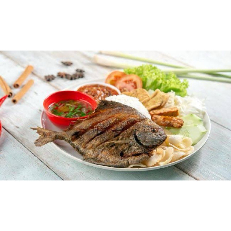 

IKAN BAWAL LAUT MARINASI BUMBU KUNING 500 GR - SIMPELIN