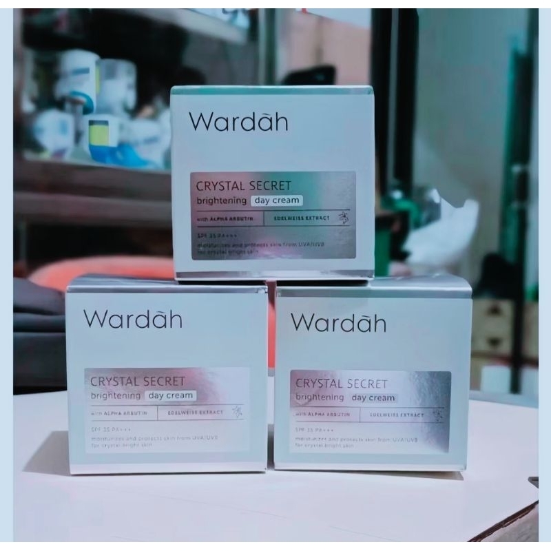 Wardah Cristal secret Day cream share in jar 10 gram pot  kuning emas