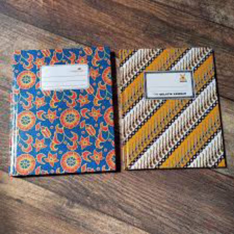 

BUKU BATIK 50/100 LEMBAR