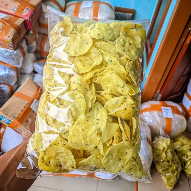 

1Kg Comring / Kecimpring Singkong Rasa Bawang Daun / Gemblong Khas Ciamis best seller termurah