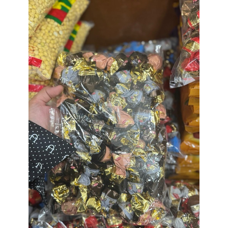 

[Grosir 1 Kg/ Oleh-Oleh Umroh Coklat Arab Truffle ChocoBite]