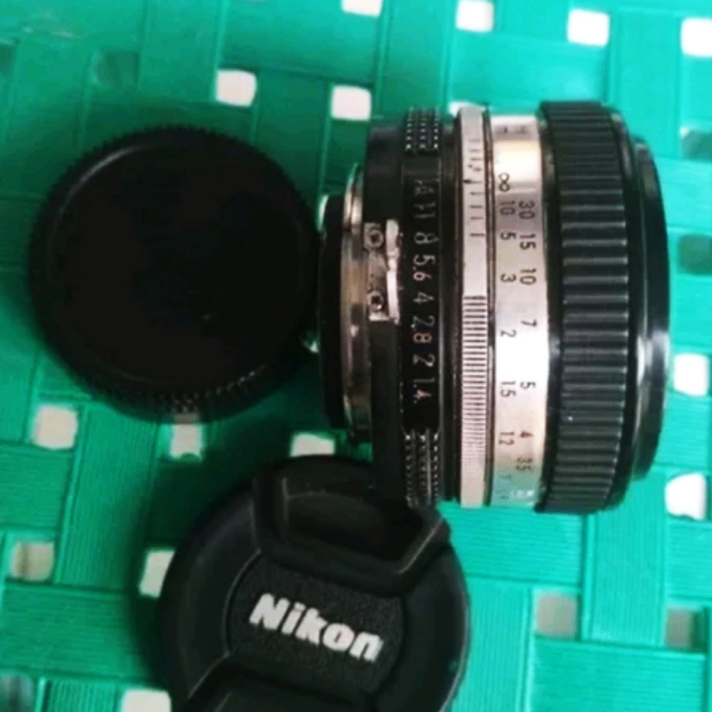 Lensa manual Nikon 50mm-f1.4