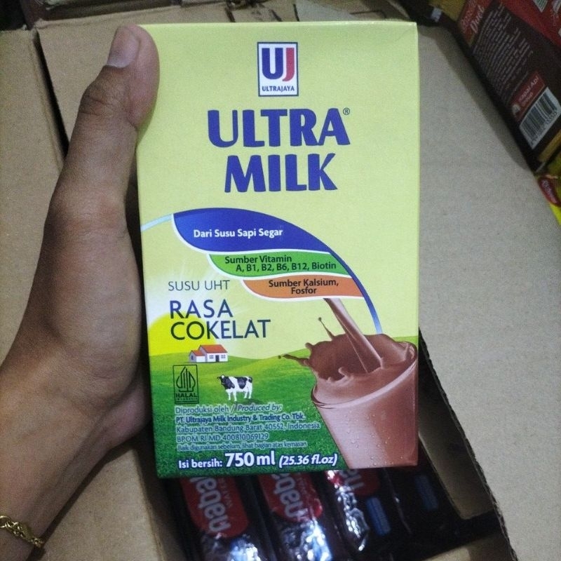 

SUSU UHT COKLAT ULTRA MILK ISI 750 ML