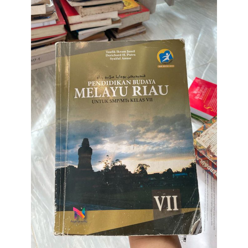Pendidikan Budaya Melayu Riau SMP Kelas VII 7 K13