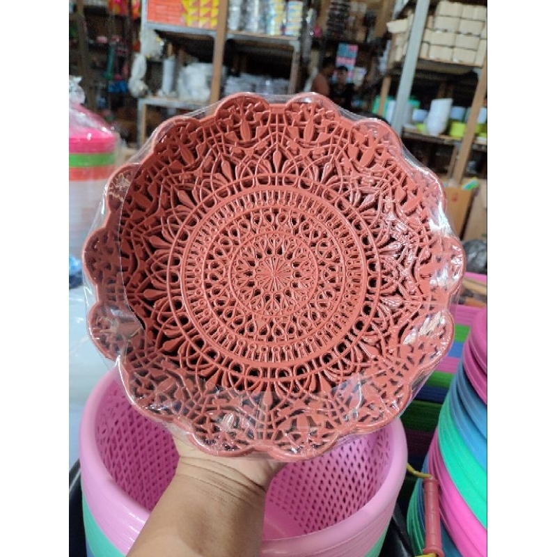 INGKE PIRING PLASTIK KHAS BALI/PIRING PLASTIK BALI /INGKE BALI MURAH