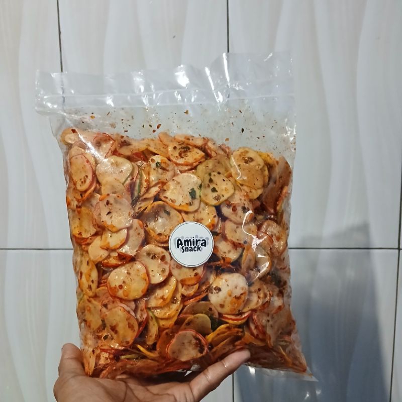 

Seblak kerupuk bawang Amira Snack bumbu chili oil extra daun jeruk