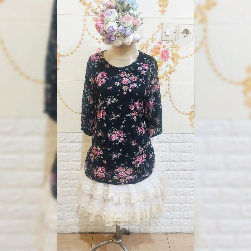 Unbranded Floral Top