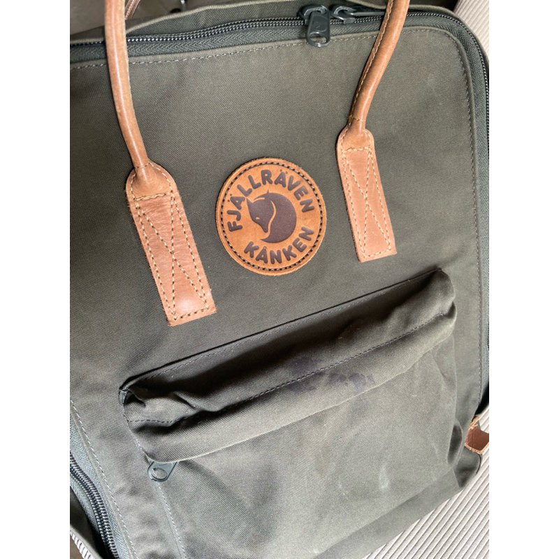 authentic SECOND kanken backpack masih bagus no robek. agak kotor perlu cuci. no.2 warna deep forest