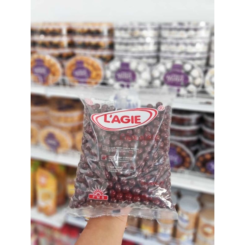 

L'AGIE FEBBY COKELAT 1KG ISI KACANG TANAH