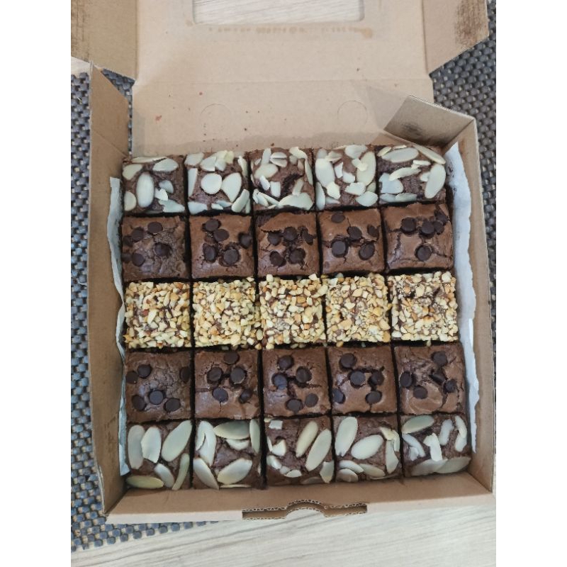 

Fudgy Brownies Coklat 20x20