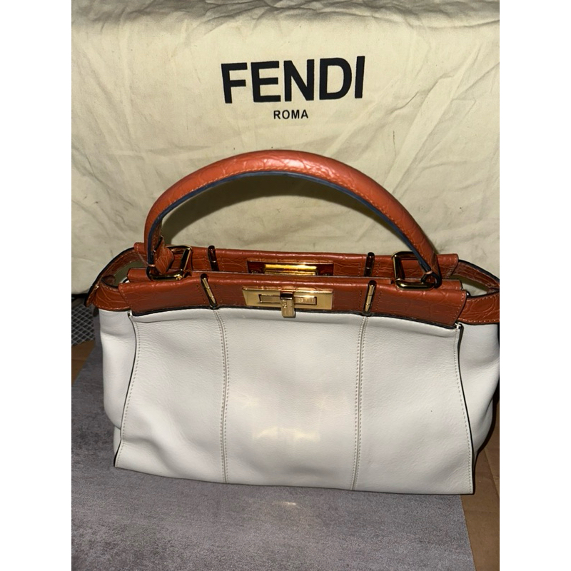 Fendi Peekaboo PL