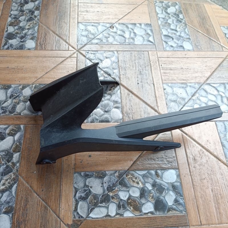 Katangkas katengkas ketengkas cover tutup pelindung rantai Honda CB 150 R old lama cbr150 Sonic 150 