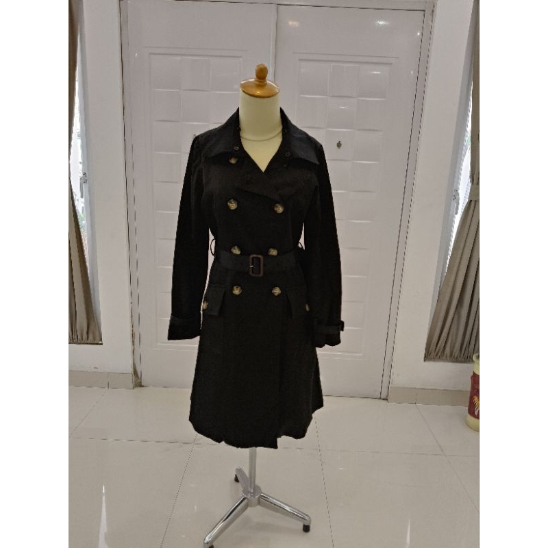 Atelier Sab Coat Hitam Wanita