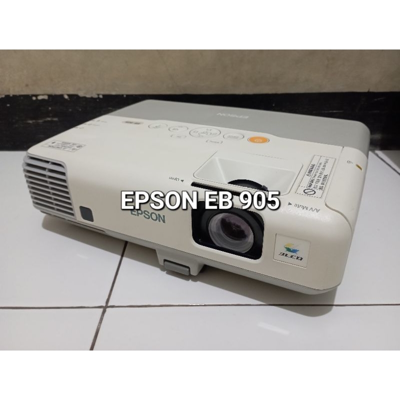 Proyektor bekas / proyektor Epson Eb 905 3000 lumens hdmi