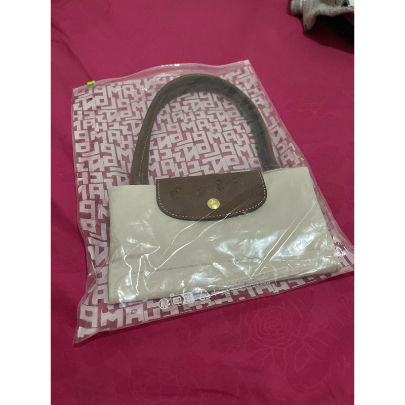 Peeloved Longchamp Le Pliage Ori Tote Bag M (Beli di Z****)