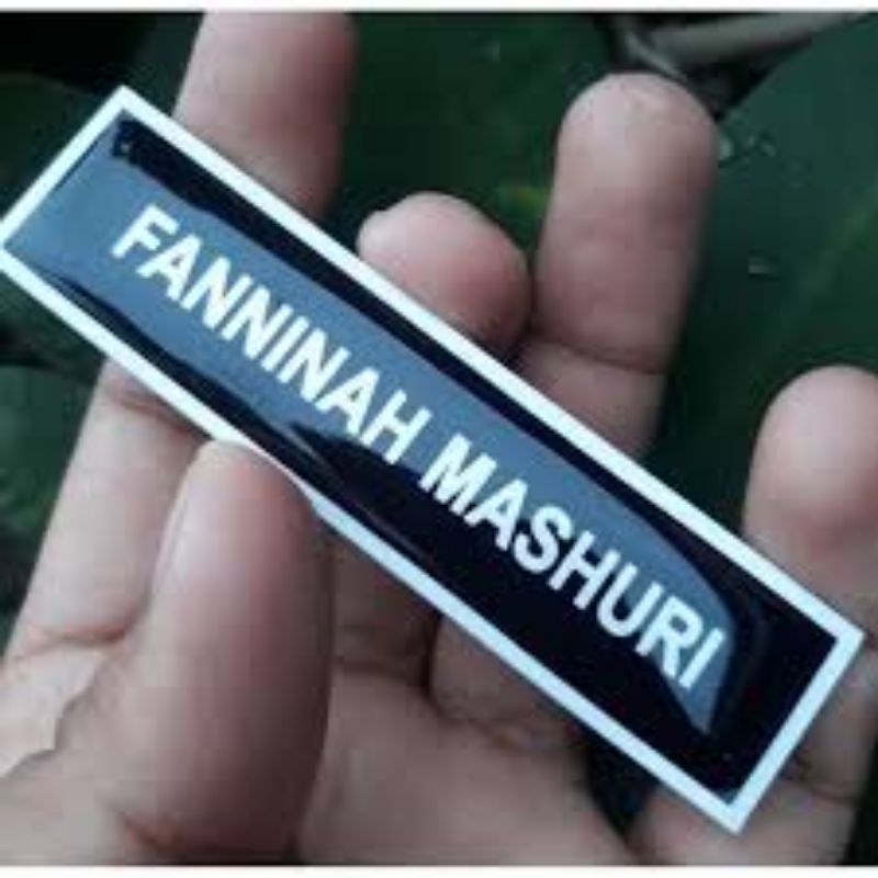 

nama dada name tag akrilik resin peniti