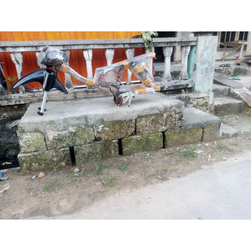 Rangka rebah(rangka drag)PNP Supra x,Revo absolute.