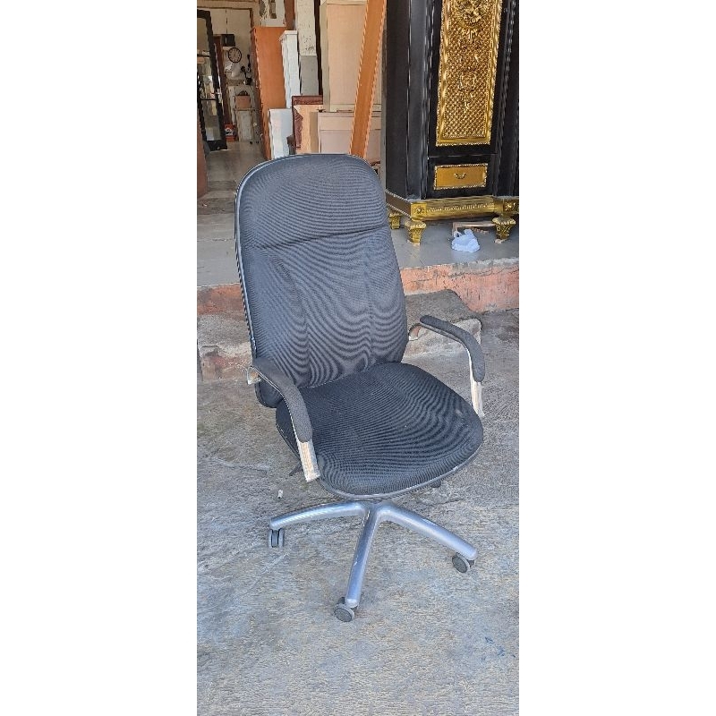 Kursi kantor Kursi direksi Kursi putar Kursi roda (BEKAS)