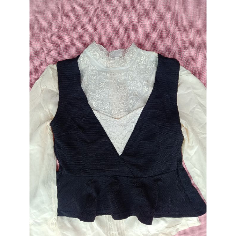one set vintage , one set, kemeja brokat,kemeja renda, lace, vest, coquette, cottagore core, fairyco