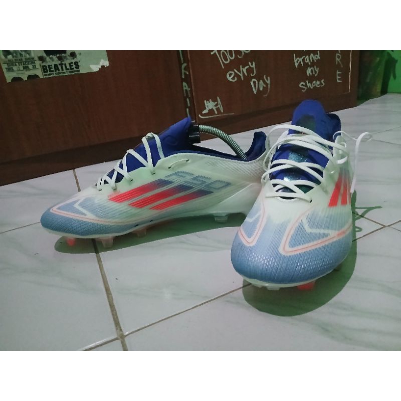 Sepatu Bola adidas F50 Messi