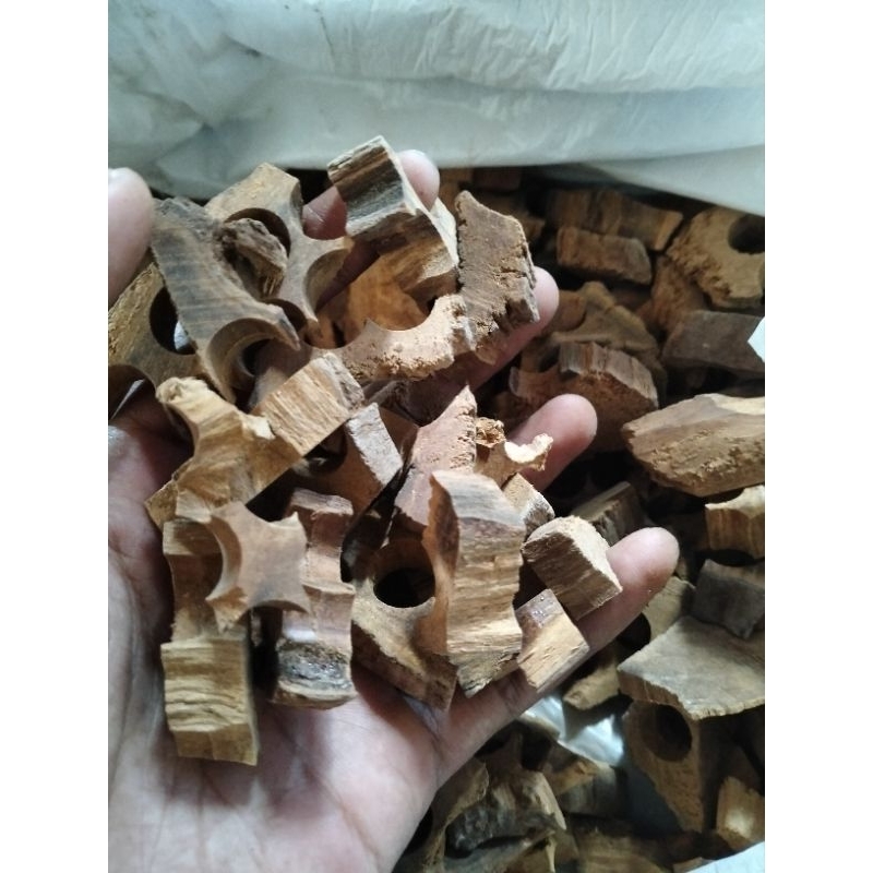 serpihan kayu galih gaharu super