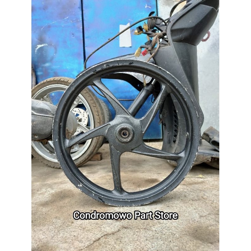Velg Original Depan Beat Karbu