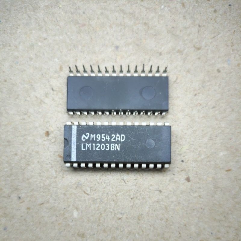 IC LM 1203