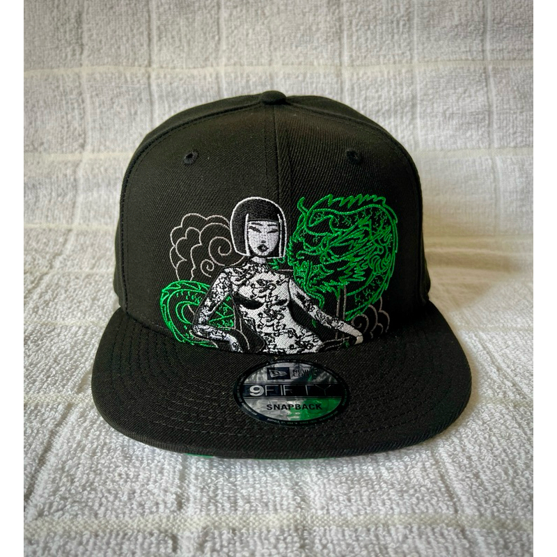 Topi New Era x Tokidoki - Smoke Show Hat