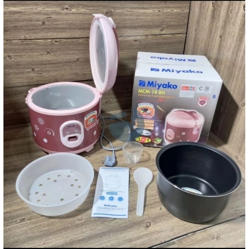 Rice cooker MIYAKO MCM-18 BH B 1,8L Berlian hitam 10X lebih taham lama Magic com / Penanak nasi / Ma