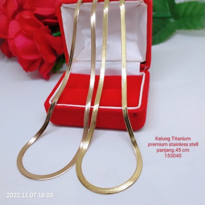 kalung titanium cewek cowok lapis emas