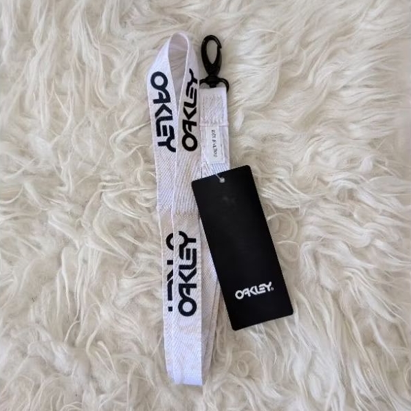 

Original Oakley Wanderlust Lanyard Duality Swirl Arctic Gantungan Nama