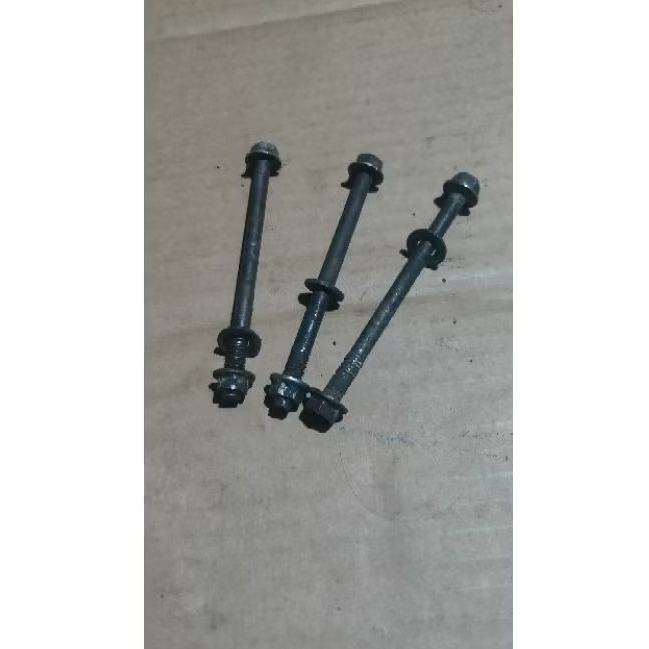 MUR BAUT GANTUNGAN MESIN MOUNTING BAUT DUDUKAN MESIN FIZ R FIZ SIGMA ALFA ORIGINAL LEPASAN