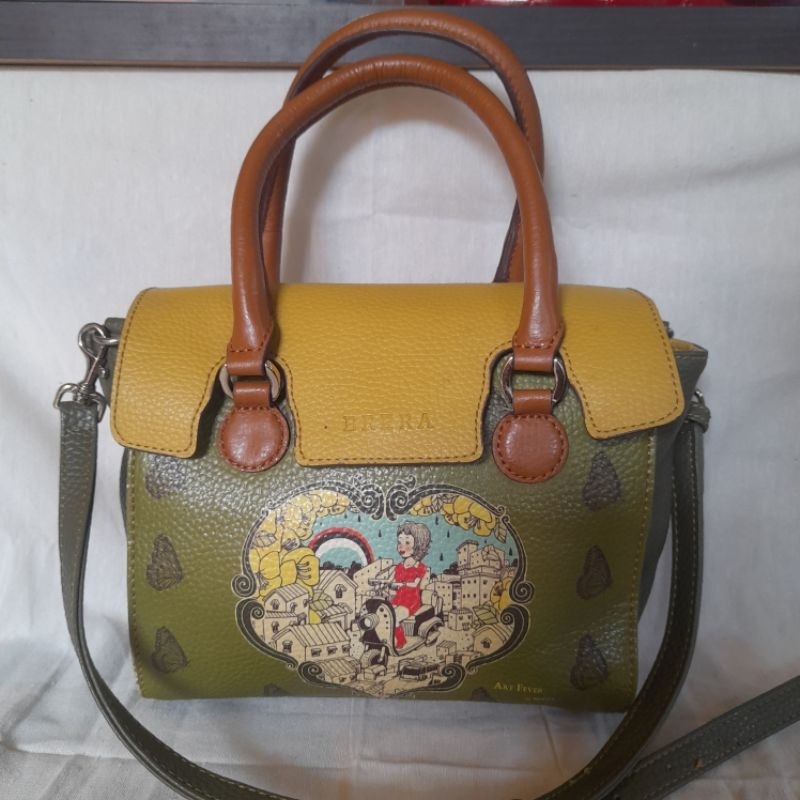 Tas Selempang /sling brand Brera kulit asli second