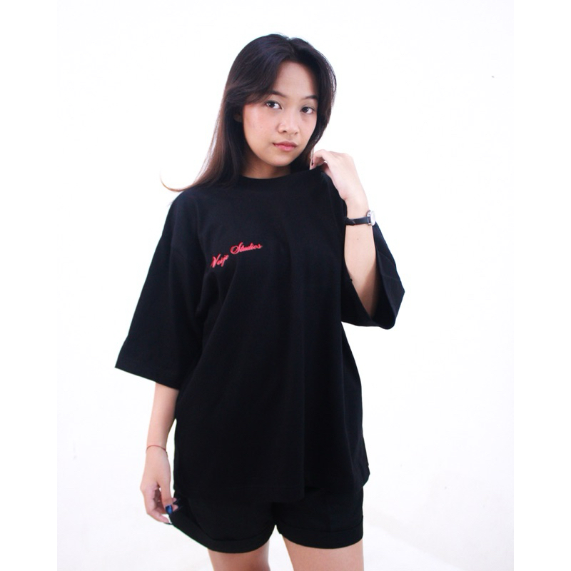 Oversized Boxy Tee Veije Studios -Be Quite