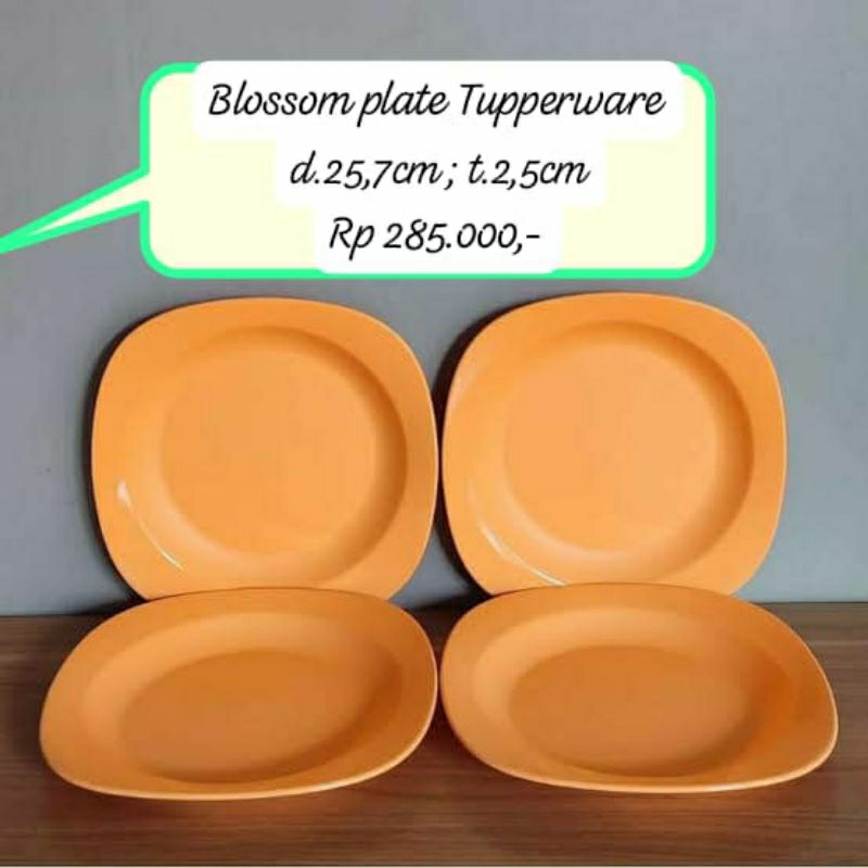 Tupperware Blossom Plate