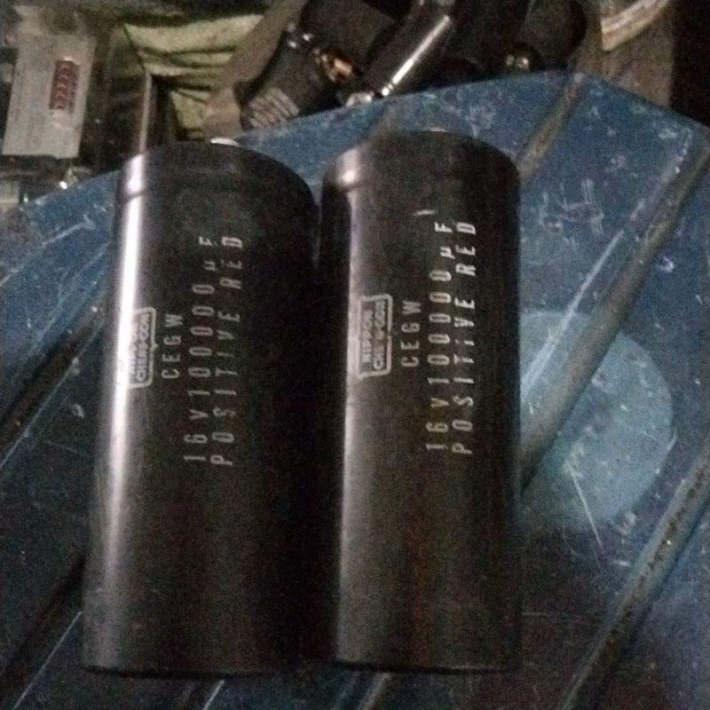 ELKU MREK NIPON 16V 100000UF T 12.CM L 5.CM