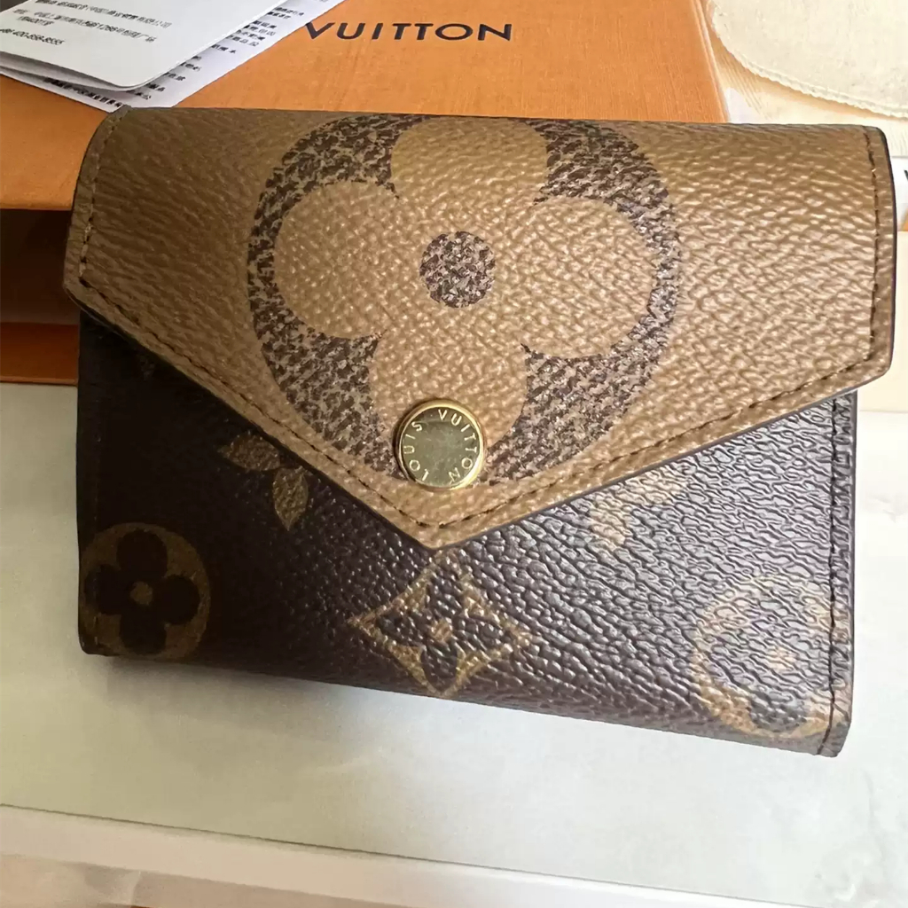 ［ Produk asli Perancis］ M80725 LOUIS VUITTON Zoé Wallet，Dompet dua warna, dompet tiga lipatan, dompe