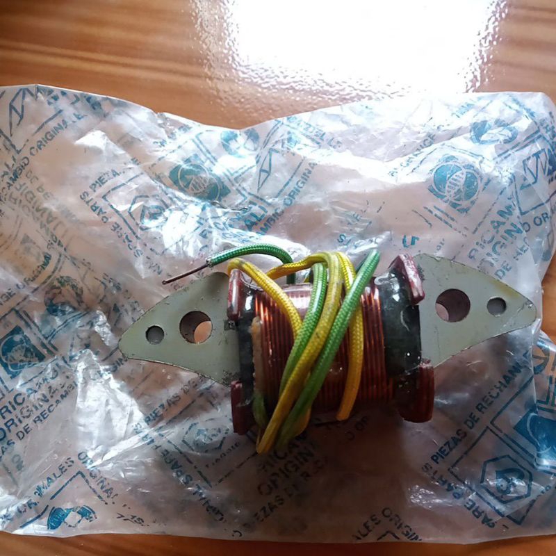 spull spul lampu vespa super Sprint kondisi baru ricambi original