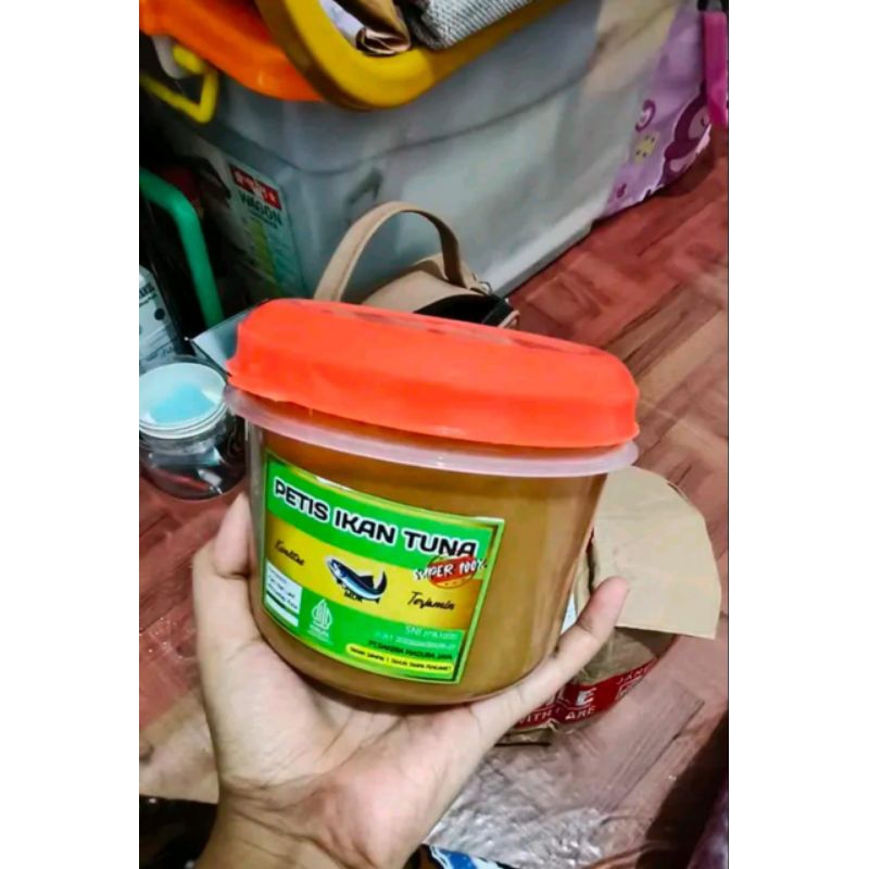 

petis ikan tuna import 1 kaleng