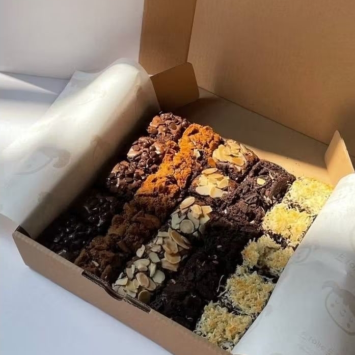 

FUDGY BROWNIS PREMIUM BY LUNA BITES [BACA DESKRIPSI PRODUK] | BROWNIS SEKAT