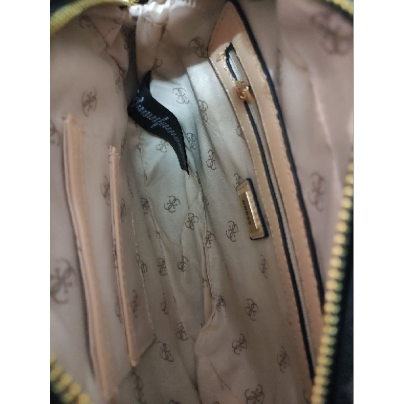 New Camera Bag Guess