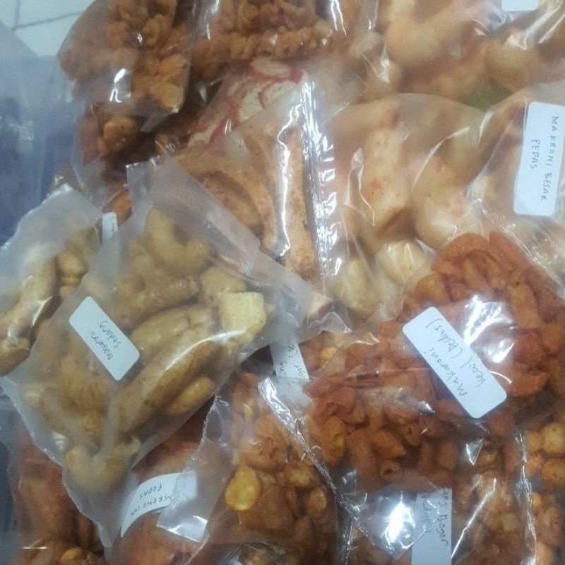 

Snack Cemilan Serba 3000