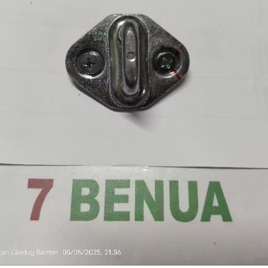 STRIKER KANCING DOORLOCK  PINTU AVANZA XENIA KIJANG INNOVA