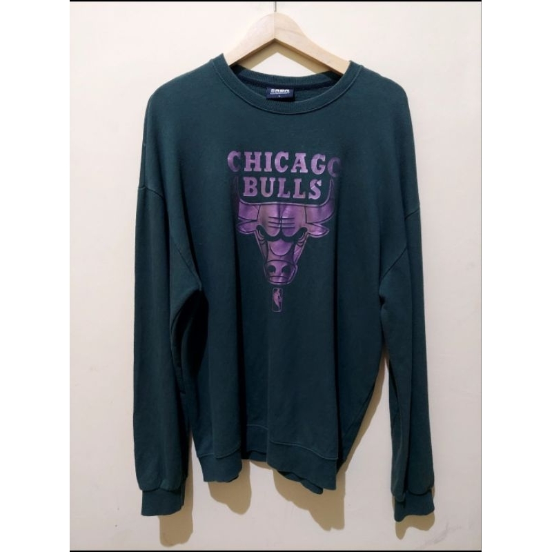 crewnwck NBA chicago bulls second