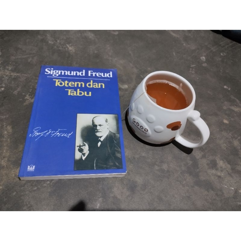 BUKU TOTEM DAN TABU KARYA SIGMUND FREUD
